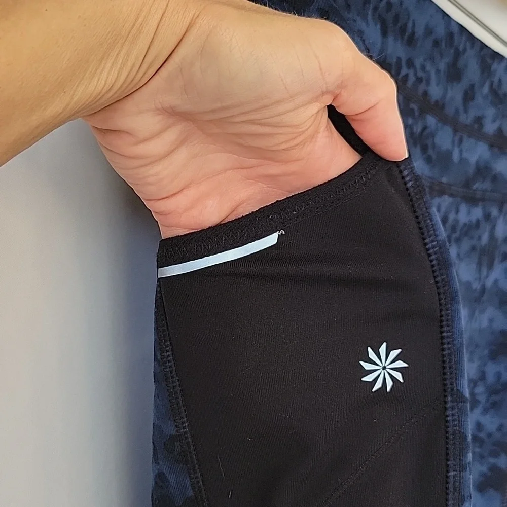 Athleta Blue Dabble Be Free Knicker Capri Leggings Size XS